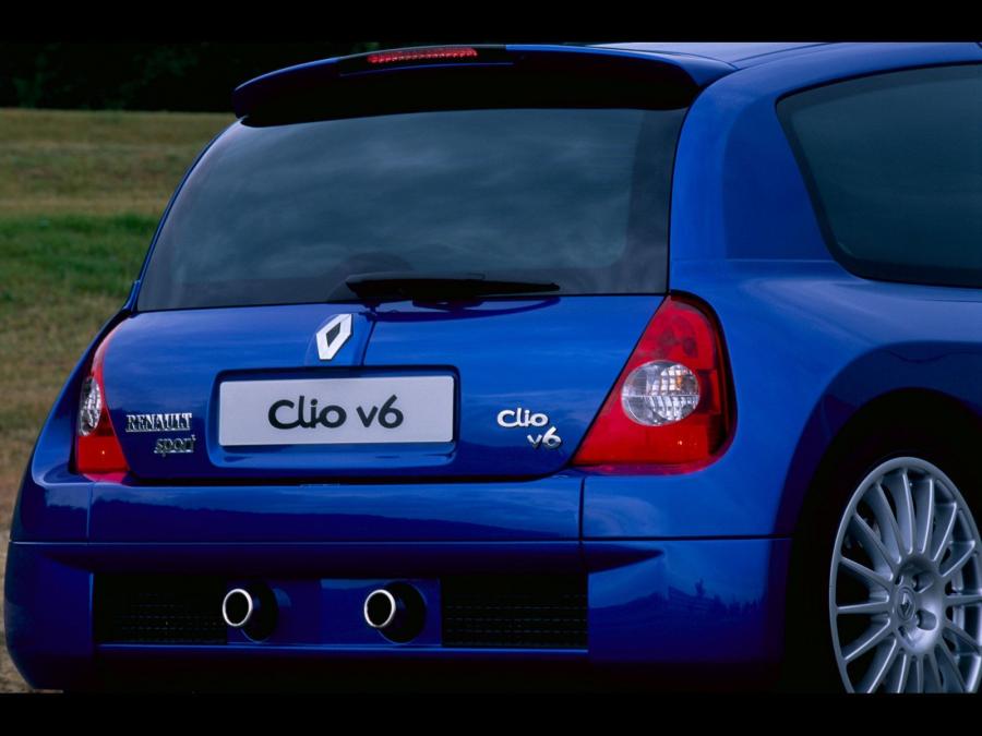  Renault Clio V6 2003 года  (фото 8 из 30)